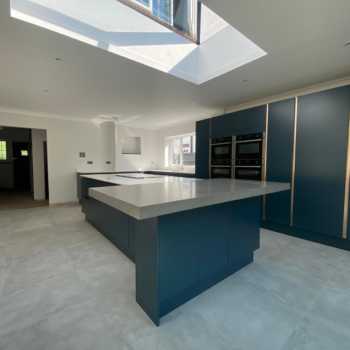 Blue Copper Kitchen Image 8