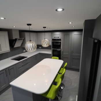 Light Dust Grey Shaker Quatz Worktop 4