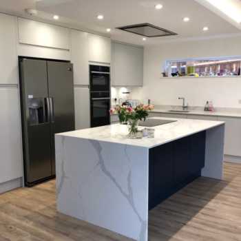Hertfordshire - Kitchen with feature blue island - Options Kitchens Case Study
